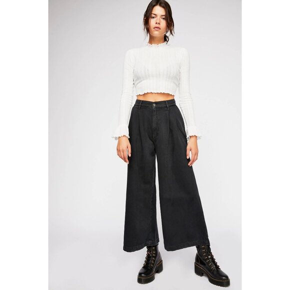 Free People Omen Levis Black Wide Leg Pleated High Rise Pants size 10 - Picture 1 of 9